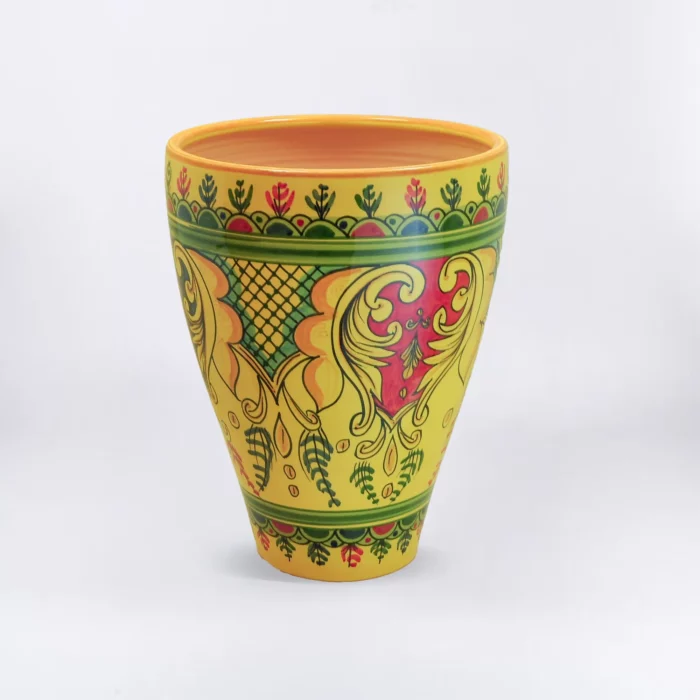 DECORATED SIMPLE CONICAL POT – Image 1