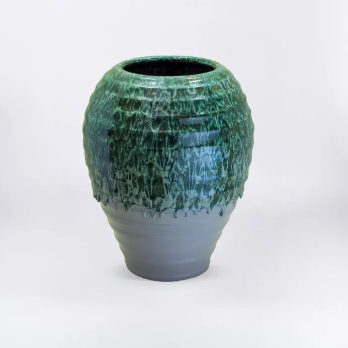 GREEN GREY STRIPED EGG POT – Image 1