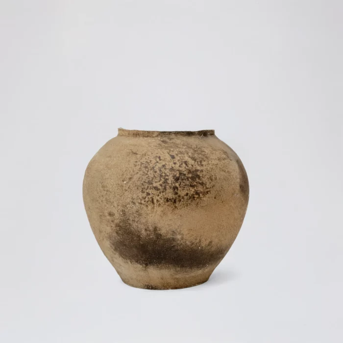 Handcrafted Earthenware Vase  earthy, handcrafted patina – Image 1