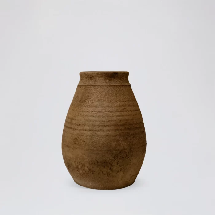 Wheel-Thrown Ceramic Vase earthy, handcrafted patina – Image 1